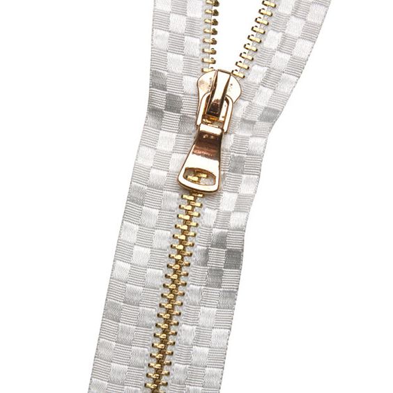 Zip fastener